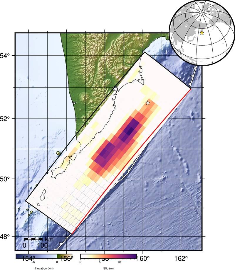 Проекция распределения смещения на поверхность